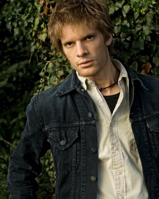 placeholder image sq